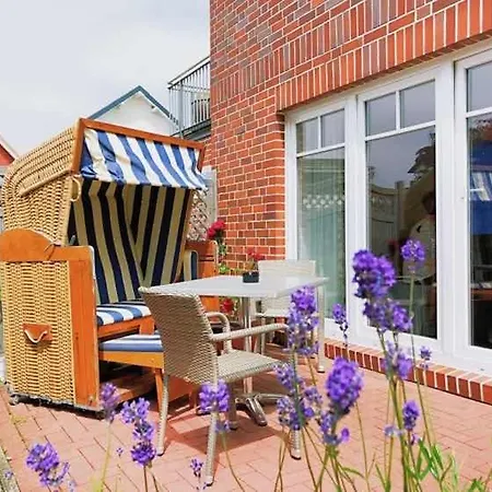 Boardinghouse Apartment *